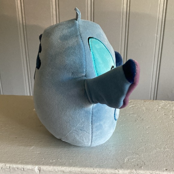 SOLD 🚨Brand NWT- 6.5”- Disney- Stitch w/ Scrump Original- Squishmallows - Picture 6 of 17